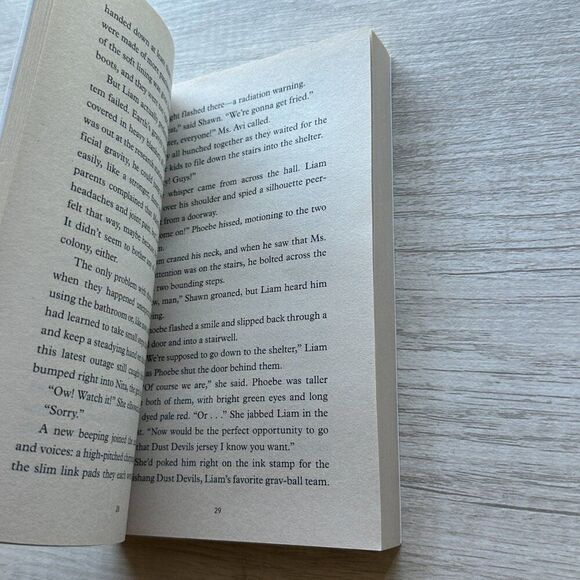 Paperback Book Last Day on Mars Chronicle of the Dark Star by Kevin Emerson - Picture 4 of 5